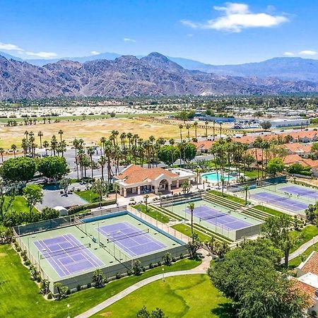 Desert Breezes Resort Palm Desert Kültér fotó