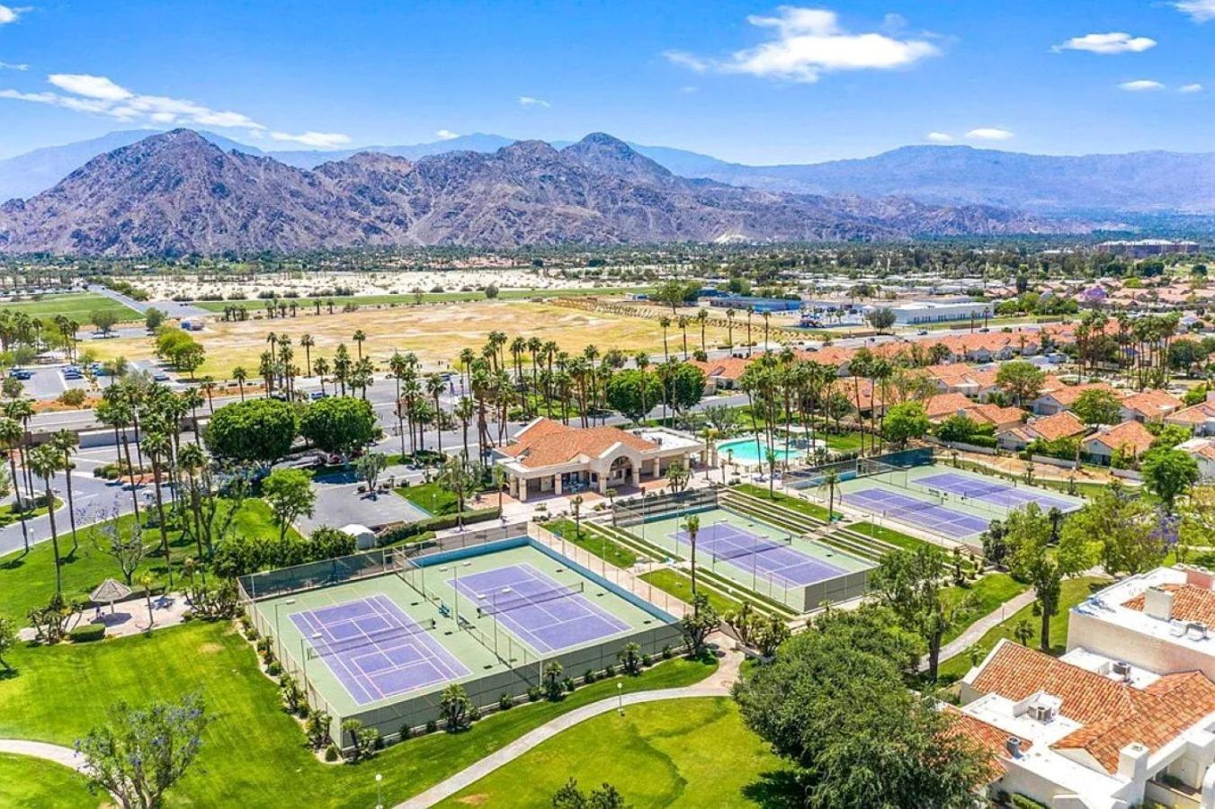 Desert Breezes Resort Palm Desert Kültér fotó